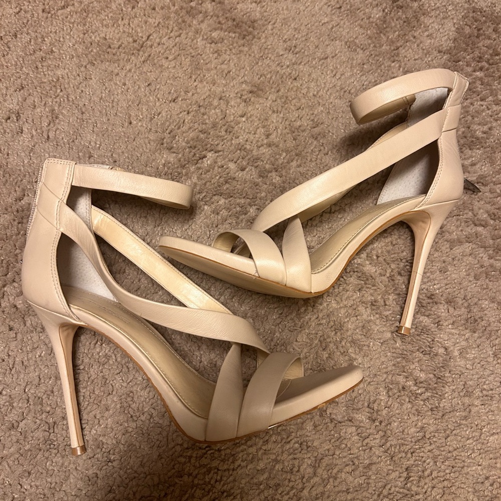 Worn once Vince Camuto heels
